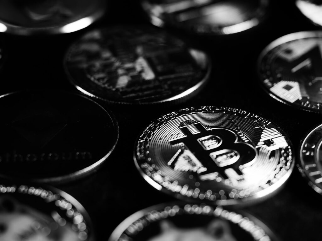 How Does Bitcoin Work? Simple Explanation — blockchain technology overview