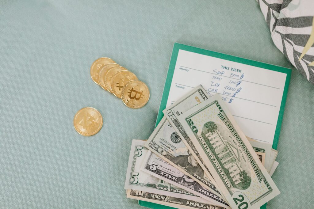 Stablecoin Guide: USDT vs USDC and More — stablecoin / digital dollar concept