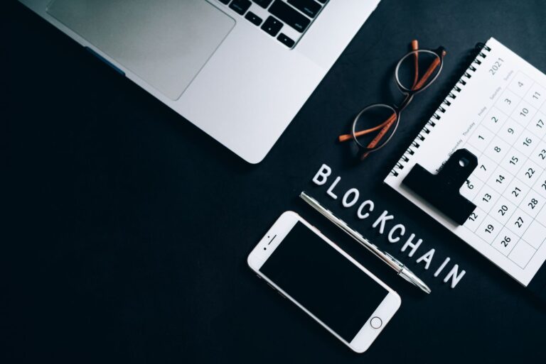 What Is Aave (AAVE)? DeFi’s Largest Lending Protocol — blockchain technology overview